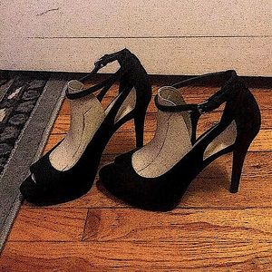 Black Peep Toe & Cut Out Pumps